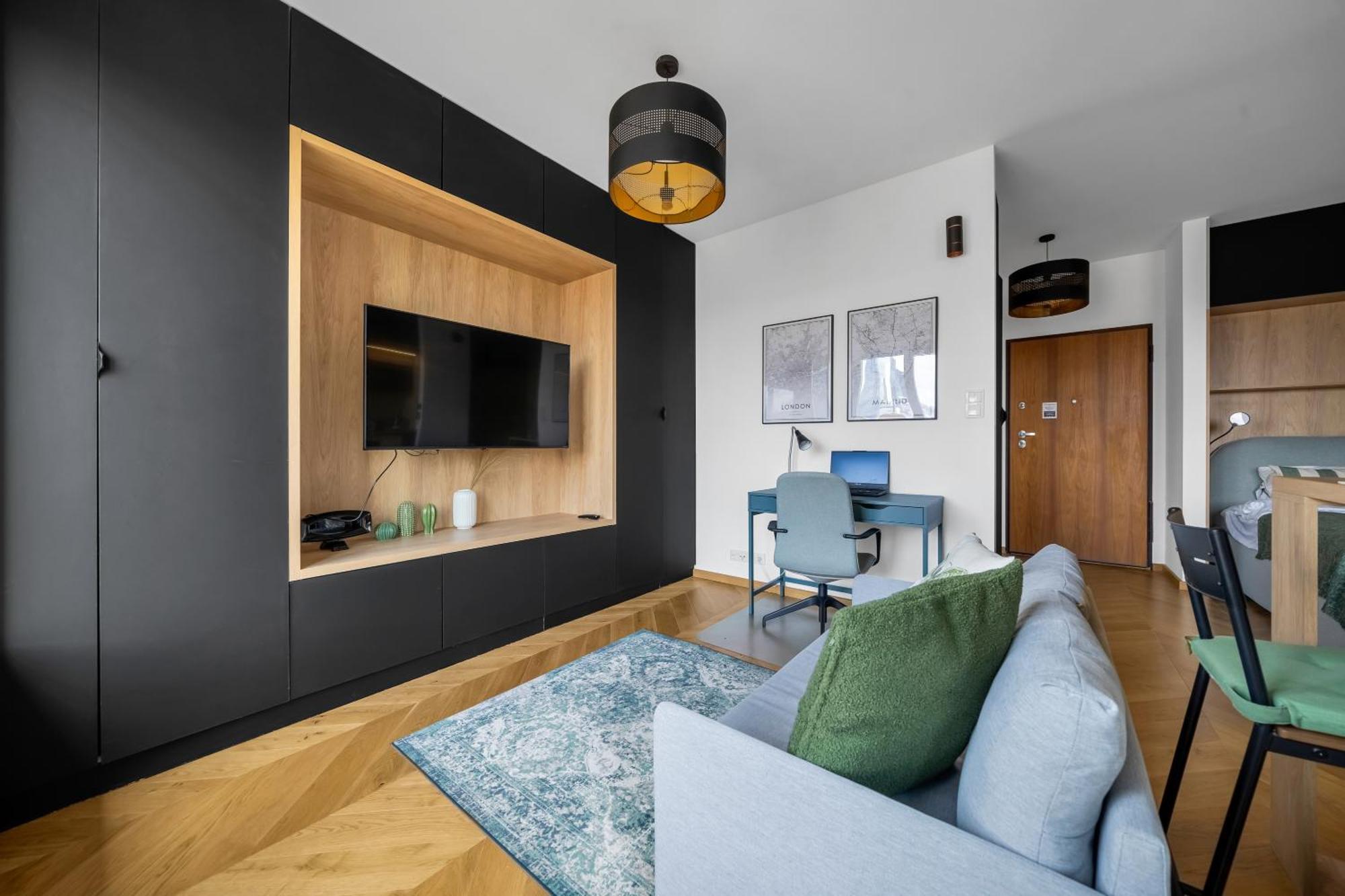 Wola - Balcony&workspace - By Rentujemy Apartment Warschau